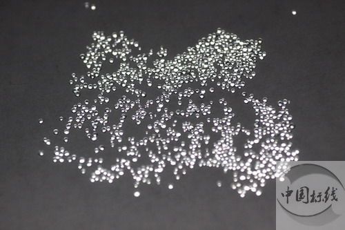 枣阳金属表面处理厂喷砂玻璃微珠清理